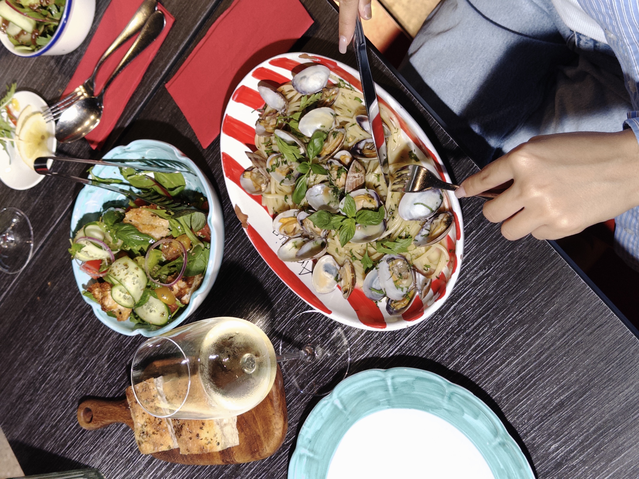 Lifestyle and hospitality content created for restaurants and hotels in the UAE.